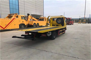 秀山非事故拖车