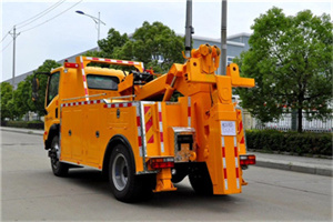 秀山高速路拖车费